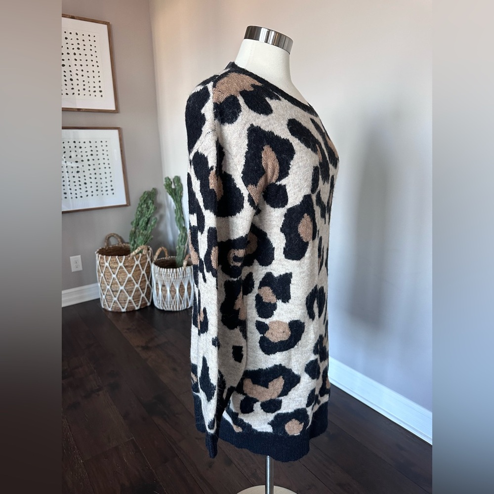 Entro Boutique Brand Tunic Sweater Dress Buttery Soft Leopard Cheetah Print LG - Picture 5 of 11